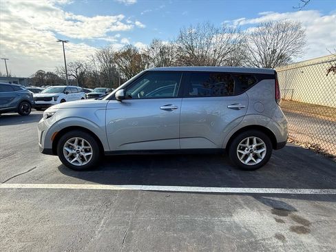 Certified 2024 Kia Soul LX w/ Option Group 015 image 4