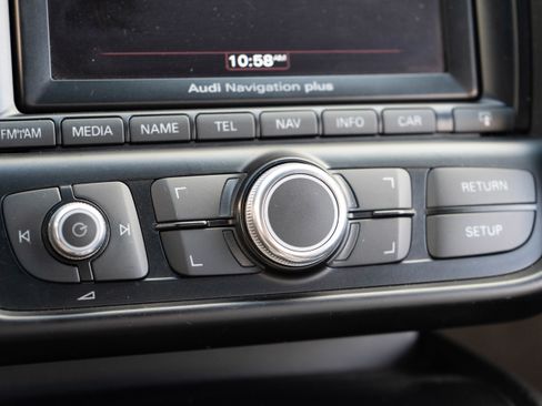 Used 2011 Audi R8 V8 image 33