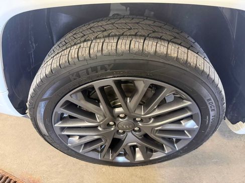 Used 2023 Jeep Compass High Altitude AWD/4WD image 8