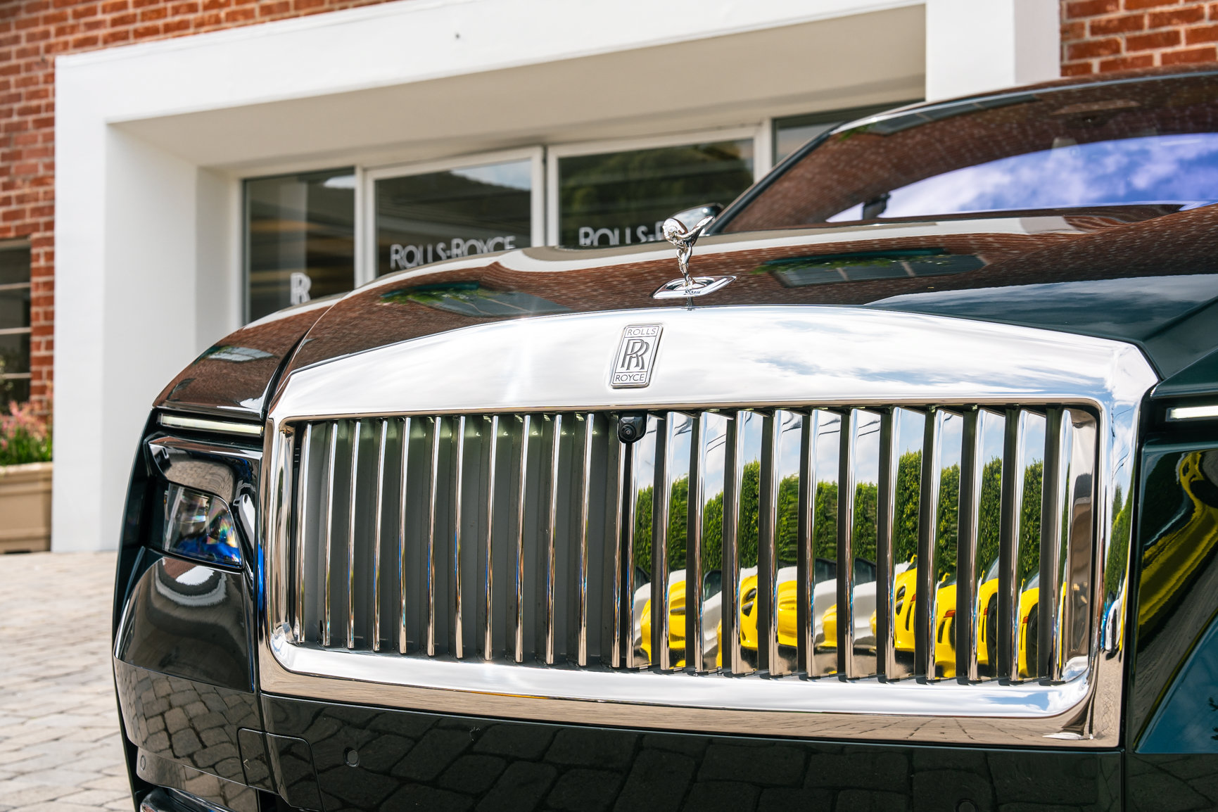 Used 2024 Rolls-Royce Spectre w/ Spectre Launch Package AWD/4WD image 14