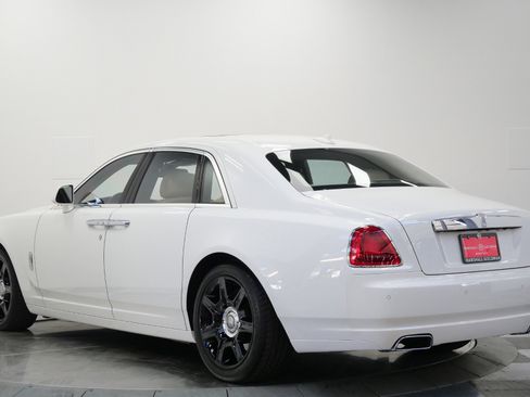Used 2013 Rolls-Royce Ghost image 7