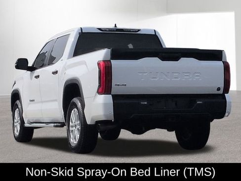 Used 2024 Toyota Tundra SR5 w/ SR5 Convenience Package AWD/4WD image 8