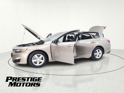 Used 2022 Chevrolet Malibu LS w/ Driver Confidence Package II image 14