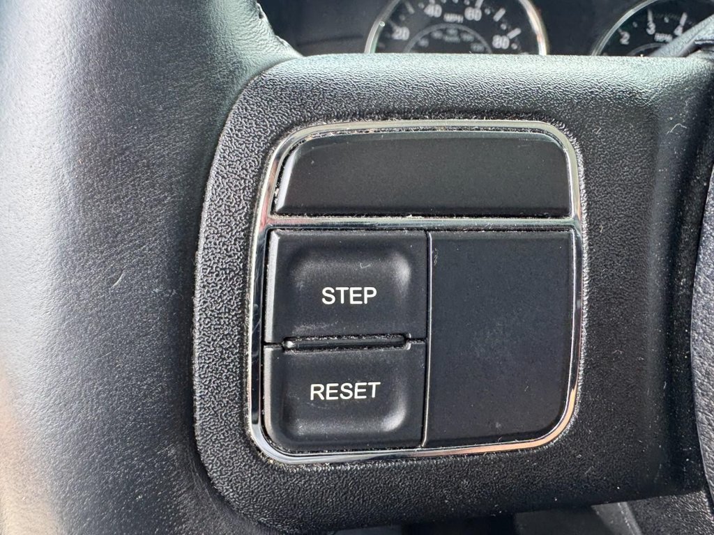 Used 2015 Jeep Wrangler Unlimited Sahara AWD/4WD image 13