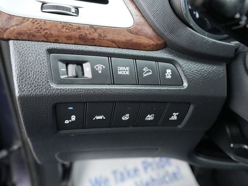 Used 2017 Hyundai Santa Fe SE w/ SE Ultimate Tech Package 03 image 30