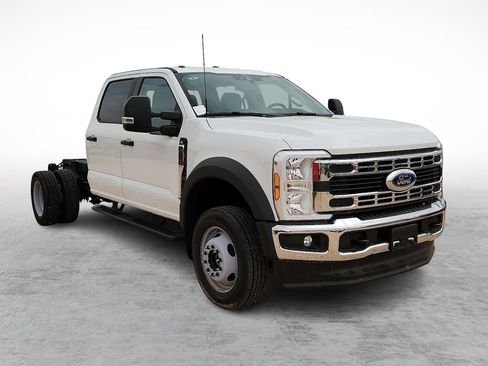 New 2026 Ford F450 XL w/ XL Chrome Package AWD/4WD image 1