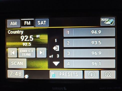 Used 2015 Jeep Wrangler Unlimited Sahara w/ Connectivity Group image 29