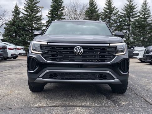 New 2026 Volkswagen Atlas Cross Sport SE AWD/4WD image 2