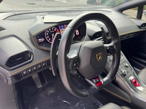 Used 2015 Lamborghini Huracan LP 610-4 image 30