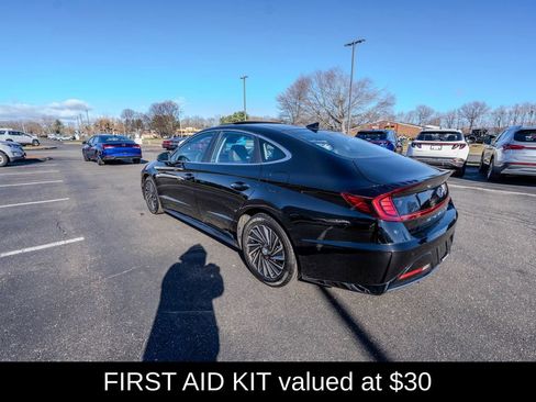 Certified 2023 Hyundai Sonata Limited w/ Cargo Package image 5