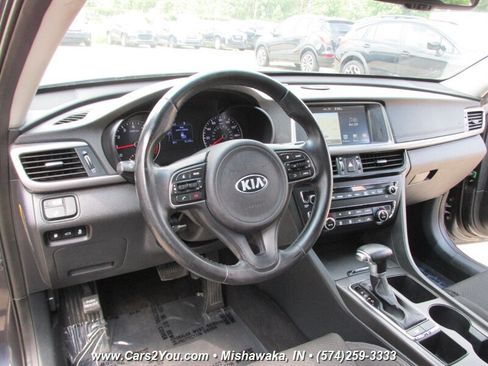 Used 2016 Kia Optima LX w/ Technology Package FWD image 9