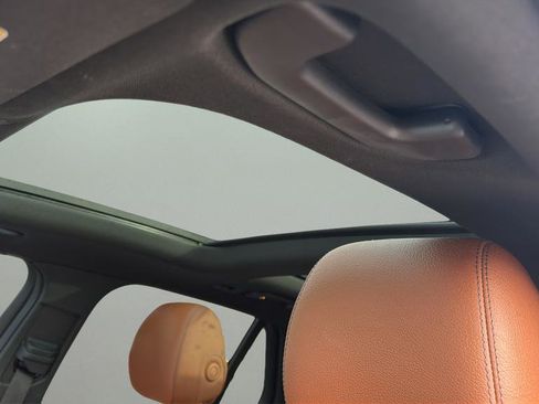 Used 2021 Mercedes-Benz GLC 43 AMG GLC 43 AMG image 12