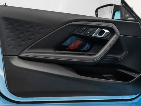 Used 2024 BMW M2 image 40