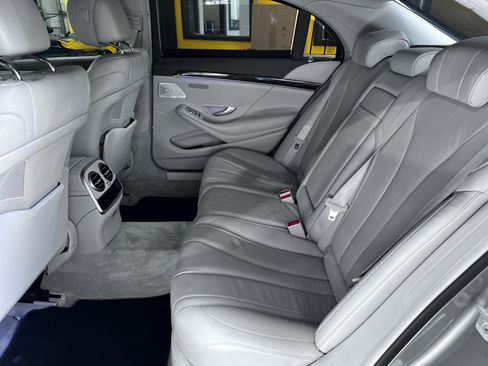 Used 2015 Mercedes-Benz S 550 Sedan image 19