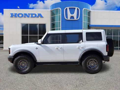 Used 2025 Ford Bronco Outer Banks w/ Sasquatch Package AWD/4WD image 6