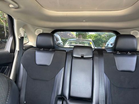 Used 2018 Ford Edge Sport w/ Ford Safe & Smart Package AWD/4WD image 30