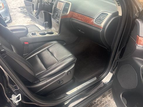 Used 2012 Jeep Grand Cherokee Limited w/ Trailer Tow Group image 11