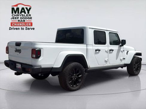Certified 2025 Jeep Gladiator Sport AWD/4WD image 7