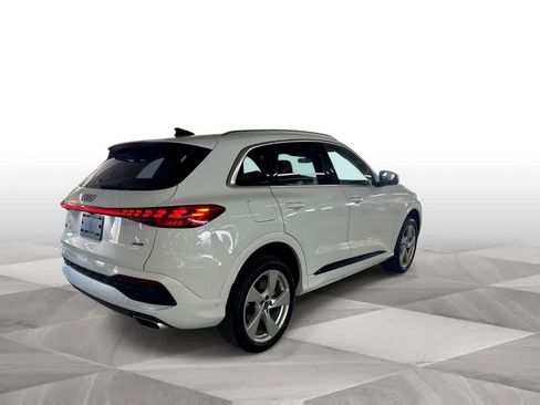 Used 2025 Audi Q5 Premium Plus AWD/4WD image 8