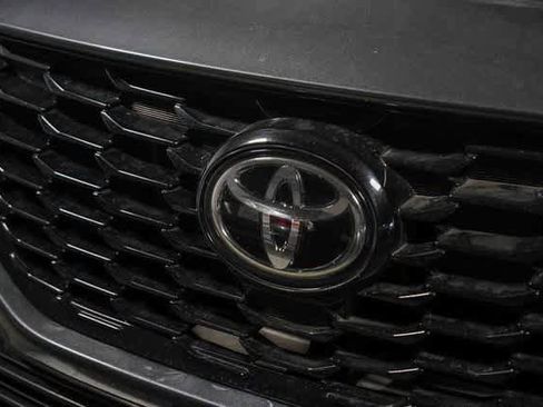 Certified 2022 Toyota Highlander XSE image 9