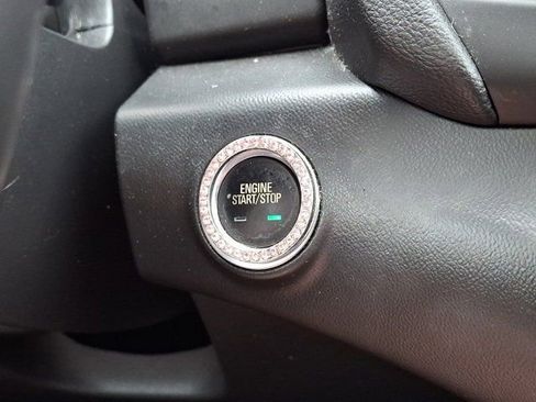 Used 2020 GMC Terrain SLE w/ Driver Convenience Package FWD image 28