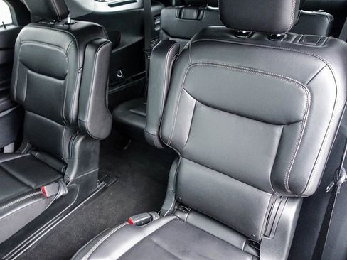 Used 2023 Ford Explorer XLT w/ Equipment Group 202A image 22