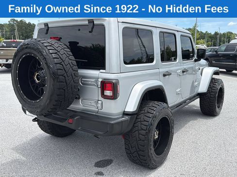 Certified 2023 Jeep Wrangler Unlimited Sahara AWD/4WD image 7