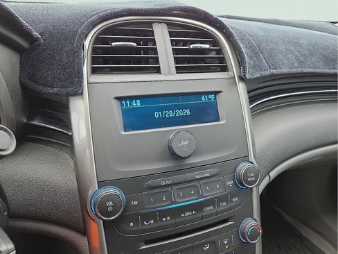 Used 2014 Chevrolet Malibu LS image 16