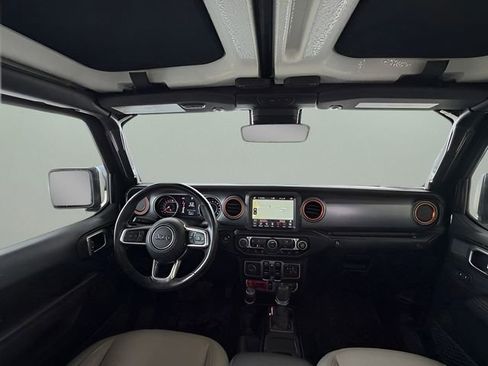 Used 2020 Jeep Gladiator Mojave image 40