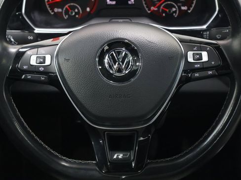 Used 2019 Volkswagen Jetta R-Line image 17