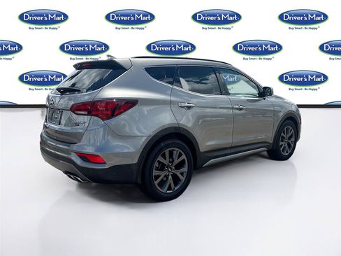 Used 2017 Hyundai Santa Fe Sport w/ Cargo Package AWD/4WD image 7