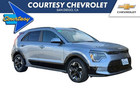 Used 2023 Kia Niro Wind FWD image 1