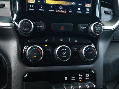 Used 2022 RAM 1500 Big Horn AWD/4WD image 19