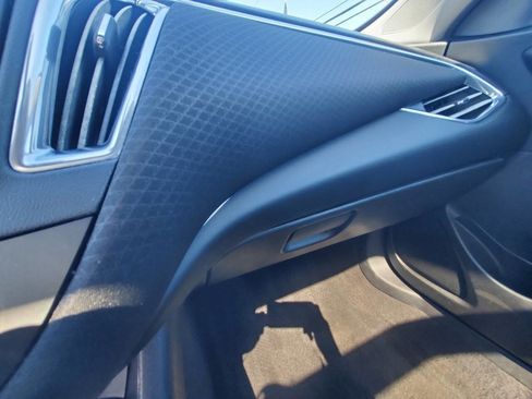 Used 2018 Chevrolet Malibu LT image 20