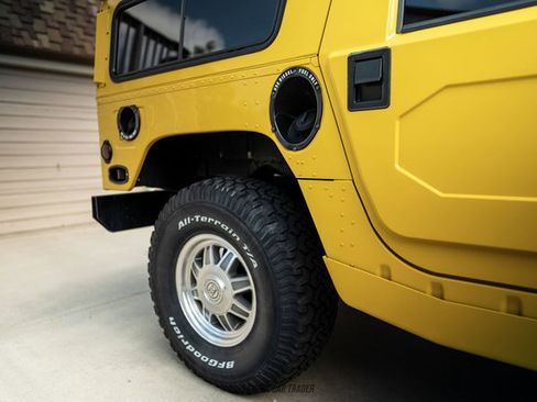 Used 2001 HUMMER H1 4-Door Wagon AWD/4WD image 64