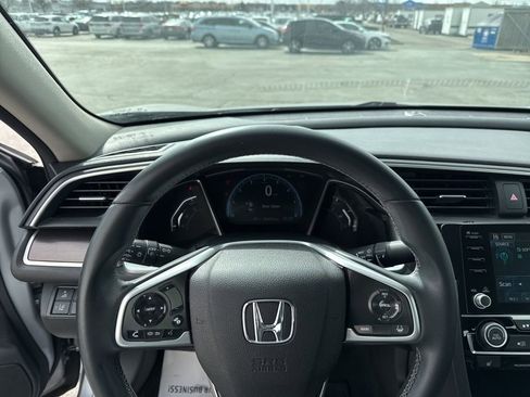 Used 2019 Honda Civic EX image 12