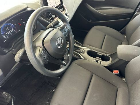 Used 2026 Toyota Corolla LE w/ LE Premium Package FWD image 10
