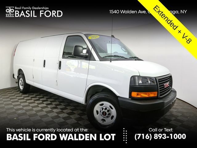 Used 2025 GMC Savana 3500 Extended w/ Driver Convenience Package RWD image 1