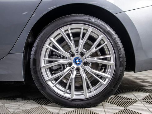 Used 2023 BMW 330e w/ Premium Package RWD image 40