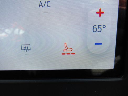 Used 2024 Ford Edge SEL w/ Convenience Package image 19