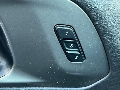 New 2026 Chrysler Pacifica Select FWD image 16