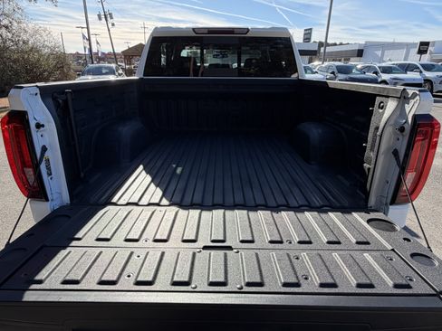Used 2022 GMC Sierra 1500 SLT w/ SLT Premium Plus Package image 44