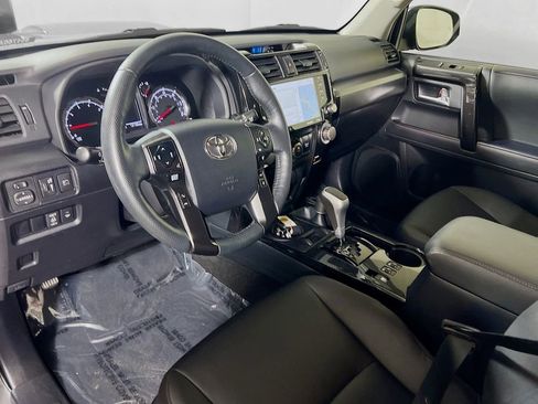 Certified 2023 Toyota 4Runner TRD Off-Road Premium w/ Moonroof Package AWD/4WD image 10