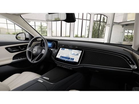 New 2026 Mercedes-Benz E 350 4MATIC Sedan image 6