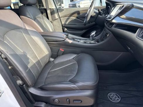 Used 2019 Buick Envision Essence image 8