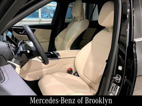 Certified 2026 Mercedes-Benz GLC 300 4MATIC image 8