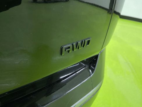 Used 2020 Chevrolet Traverse Premier w/ Redline Edition image 14