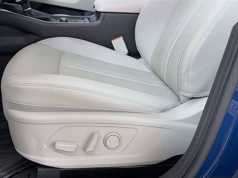 Used 2025 Kia Sorento S w/ Panoramic Sunroof Package FWD image 23
