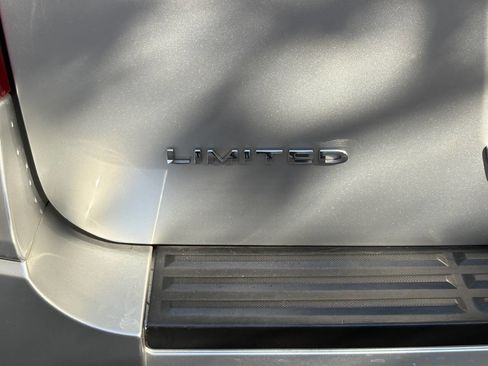 Used 2017 Ford Expedition EL Limited w/ Equipment Group 301A image 22