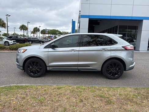 Used 2023 Ford Edge SE w/ Black Appearance Package AWD/4WD image 4